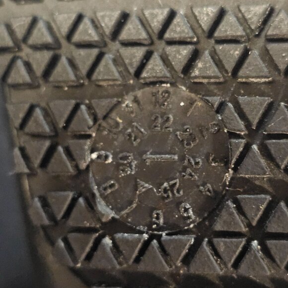 Crocs Dual Comfort Neria Pro II Paisley Print Women’s Nurse Clogs Sz. 9 Non-slip - Picture 13 of 14